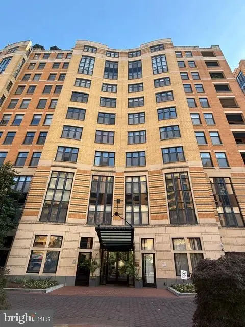 400 Massachusetts Ave Nw #1207, WASHINGTON, DC 20001