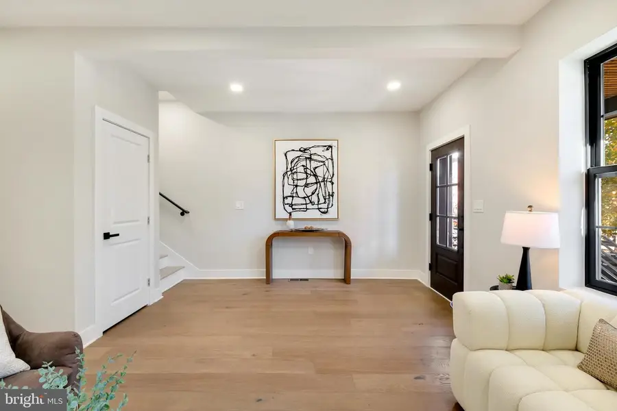 21 16th St Se, Washington, DC 20003 - #3