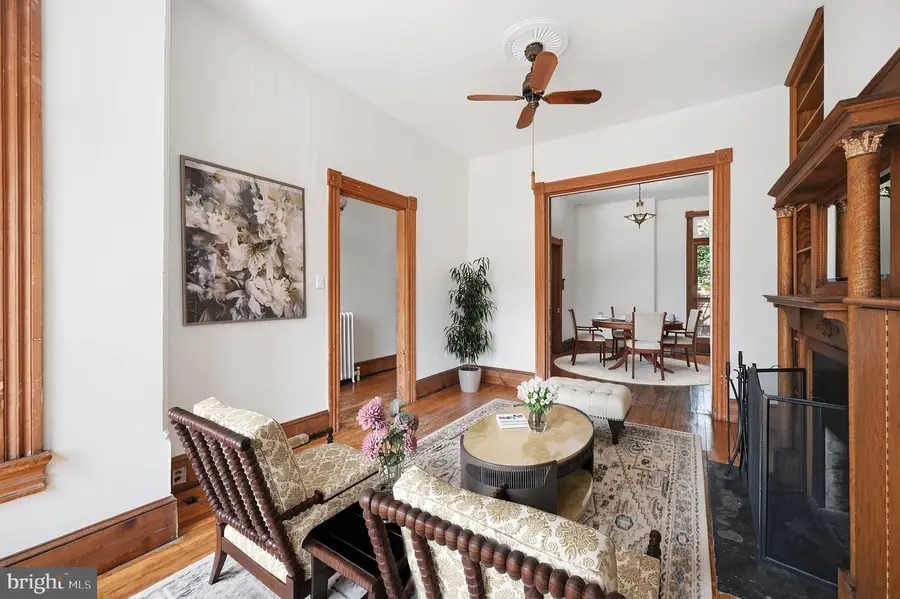 406 10th St Se, Washington, DC 20003 - #2