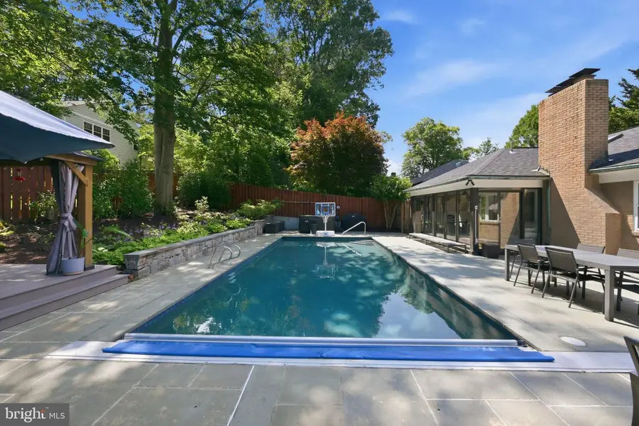 3008 Dogwood St Nw, Washington, DC 20015 - #2