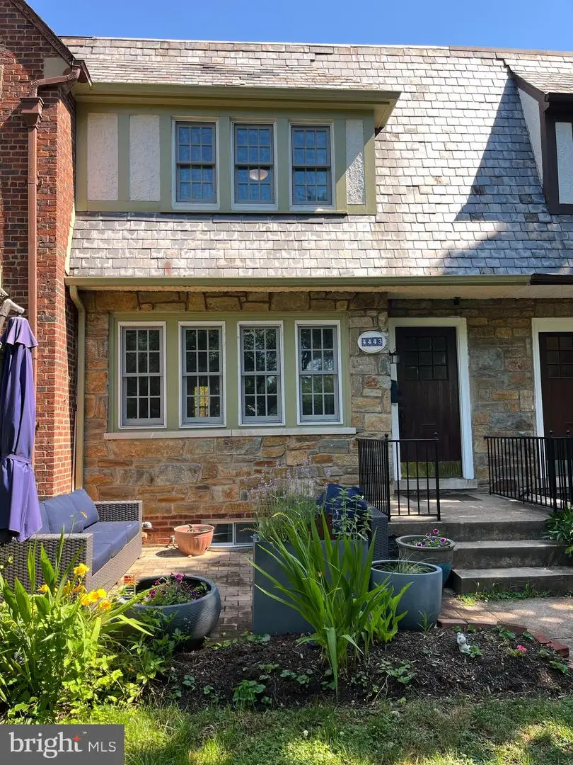 4443 Greenwich Pkwy Nw, Washington, DC 20007 - #1