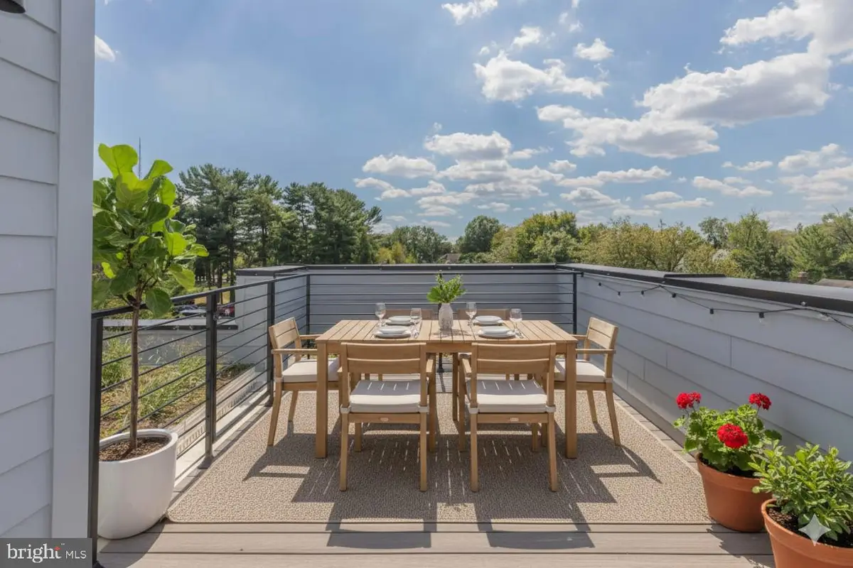 4347 Harrison St Nw #7, Washington, DC 20015 - #1