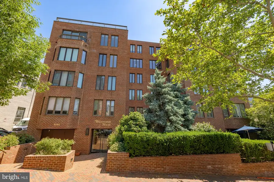 1045 31st St Nw #104, Washington, DC 20007 - #2