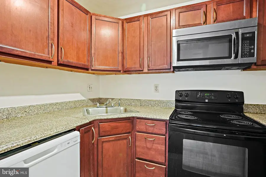 4274 Foote St Ne #1, Washington, DC 20019 - #3