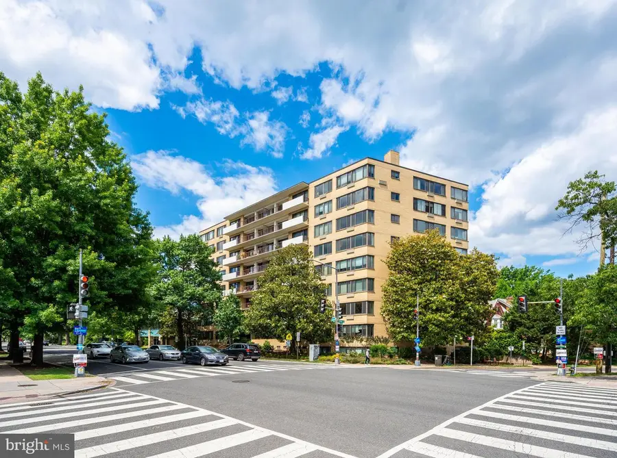 3601 Wisconsin Ave Nw #111, Washington, DC 20016 - #2