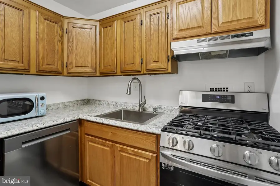 2939 Van Ness St Nw #204, Washington, DC 20008 - #3