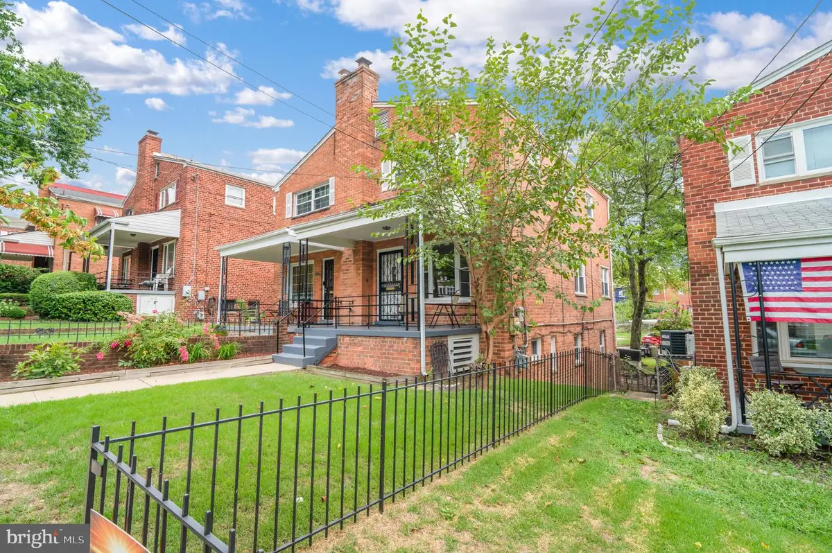 421 Jefferson St Ne, Washington, DC 20011 - #1