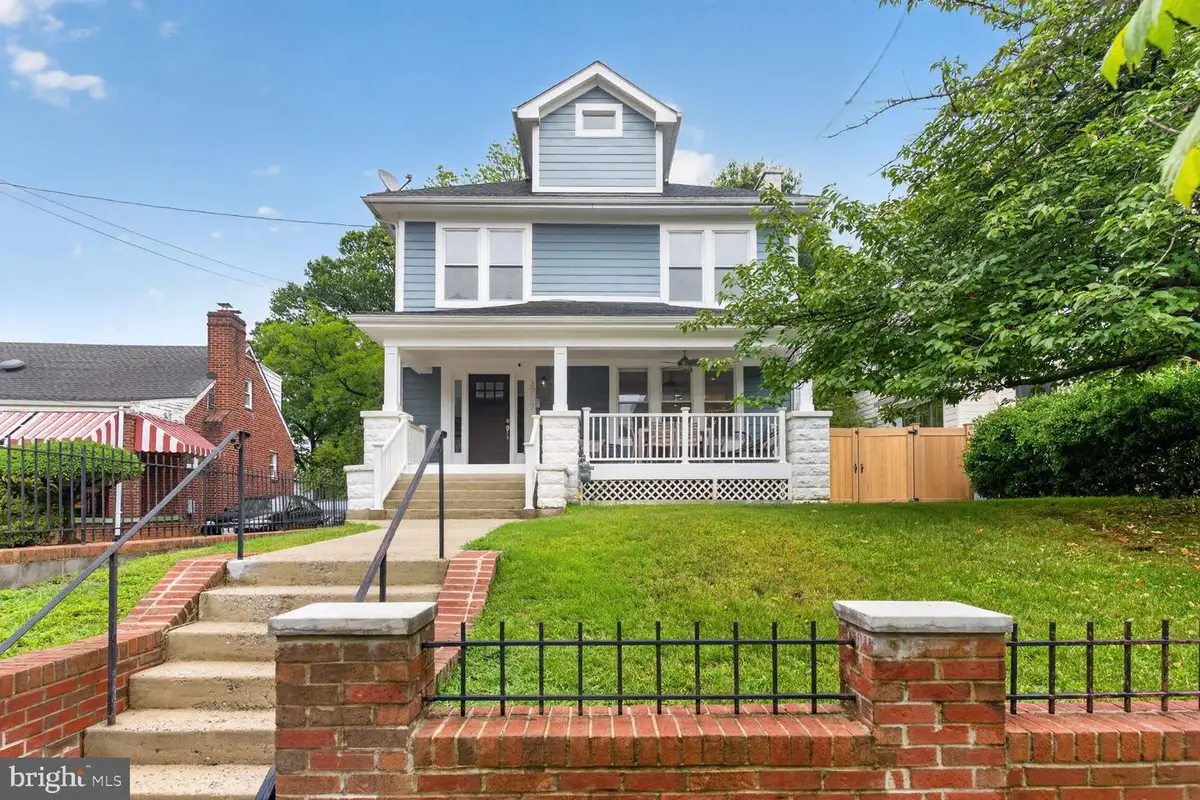 3717 30th Pl Ne, Washington, DC 20018 - #1