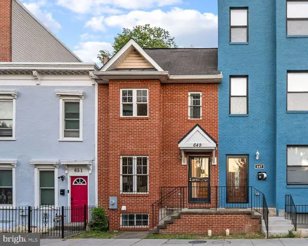 649 16th St Ne, WASHINGTON, DC 20002