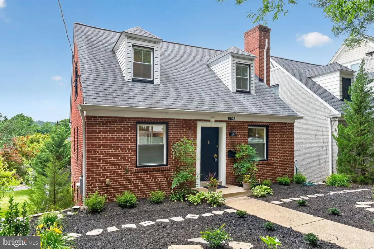 5622 Macarthur Blvd Nw, Washington, DC 20016 - #1
