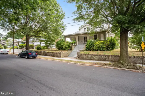 3001 Channing St Ne, WASHINGTON, DC 20018