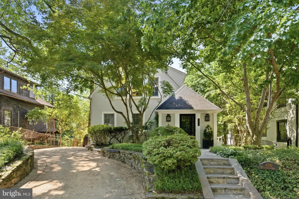 4310 Cathedral Ave Nw, Washington, DC 20016 - #1