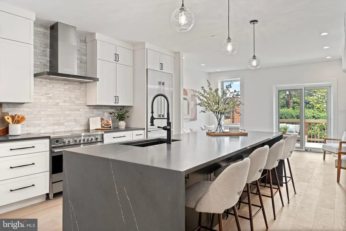 131 11th St Ne #ph, Washington, DC 20002 - #1