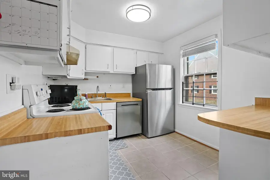 3800 W St Se #102, Washington, DC 20020 - #3