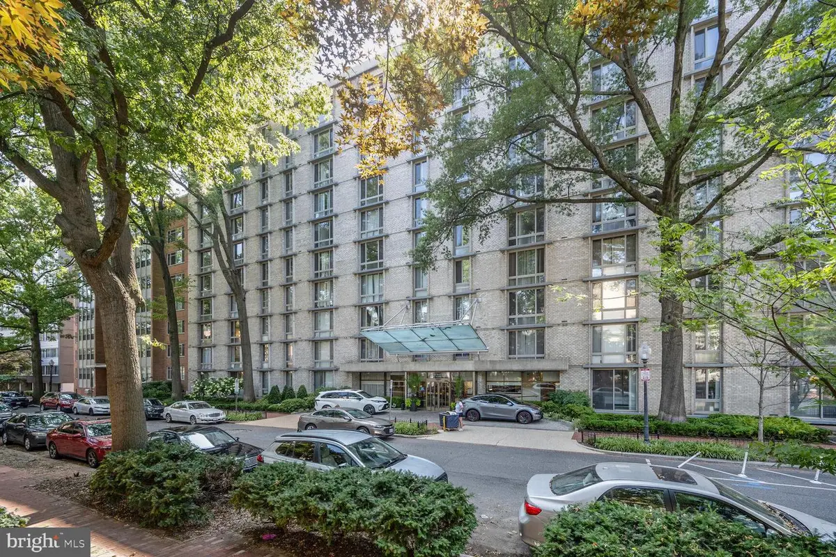 950 25th St Nw #811n, Washington, DC 20037 - #1