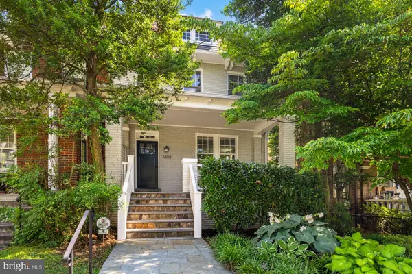 3808 Garfield St Nw, WASHINGTON, DC 20007