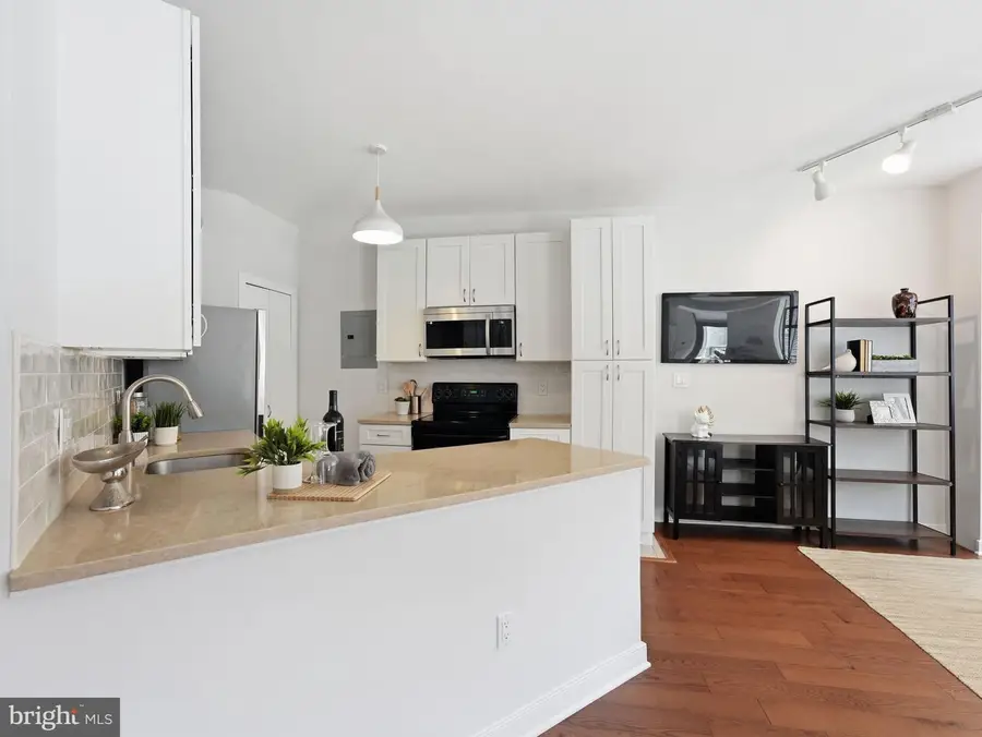 955 26th St Nw #309, Washington, DC 20037 - #2