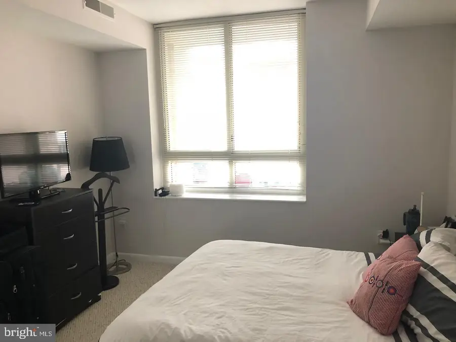 350 G St Sw #n320, Washington, DC 20024 - #2