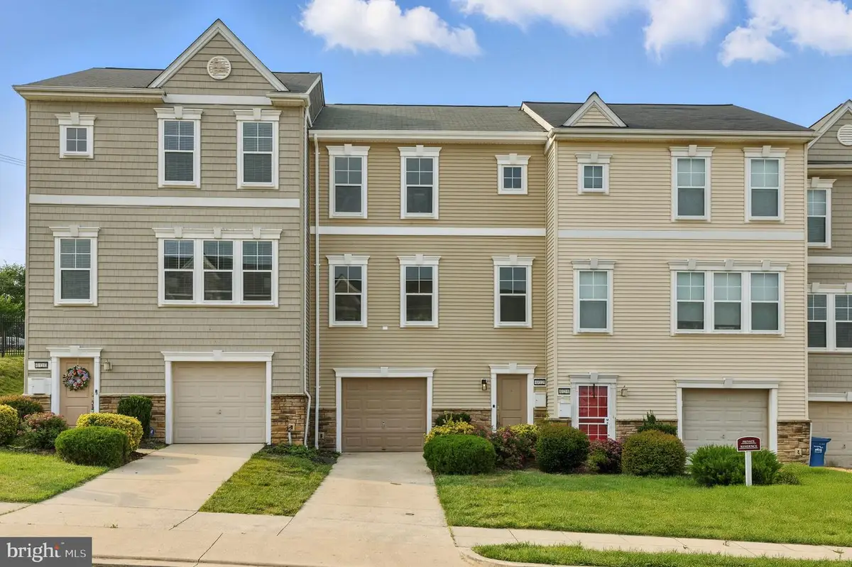 402 Woodcrest Dr Se, Washington, DC 20032 - #1
