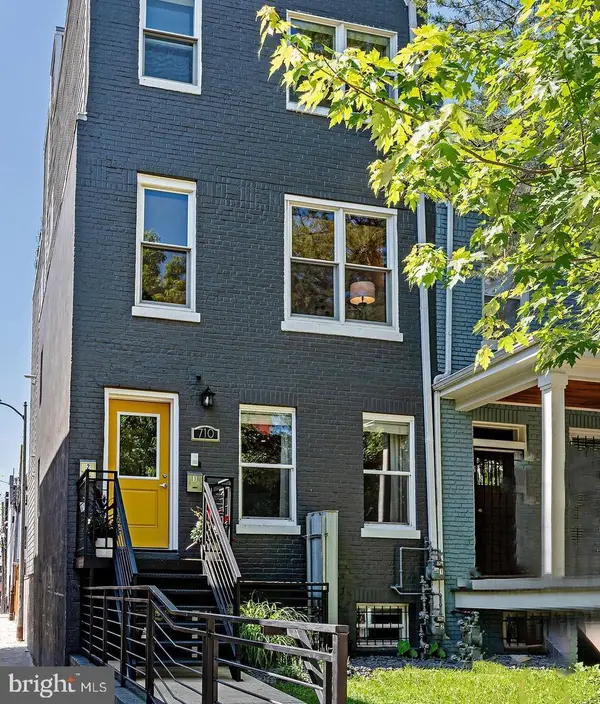 710 Kenyon St Nw #1, WASHINGTON, DC 20010