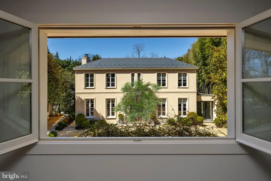 2740 Chain Bridge Rd Nw, Washington, DC 20016 - #3