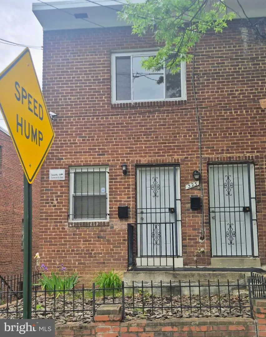 323 54th St Ne, Washington, DC 20019 - #1