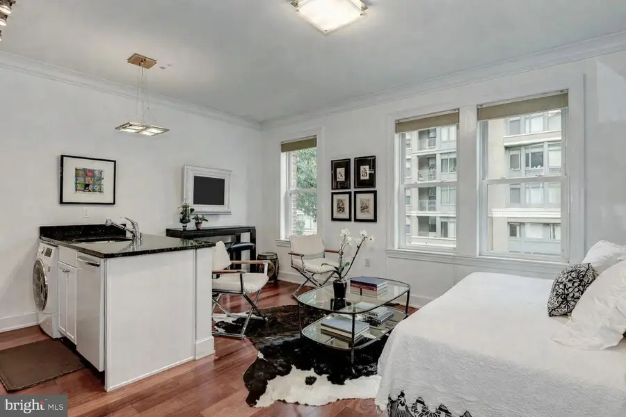 1121 24th St Nw #209, Washington, DC 20037 - #2