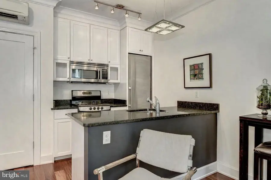 1121 24th St Nw #209, Washington, DC 20037 - #3