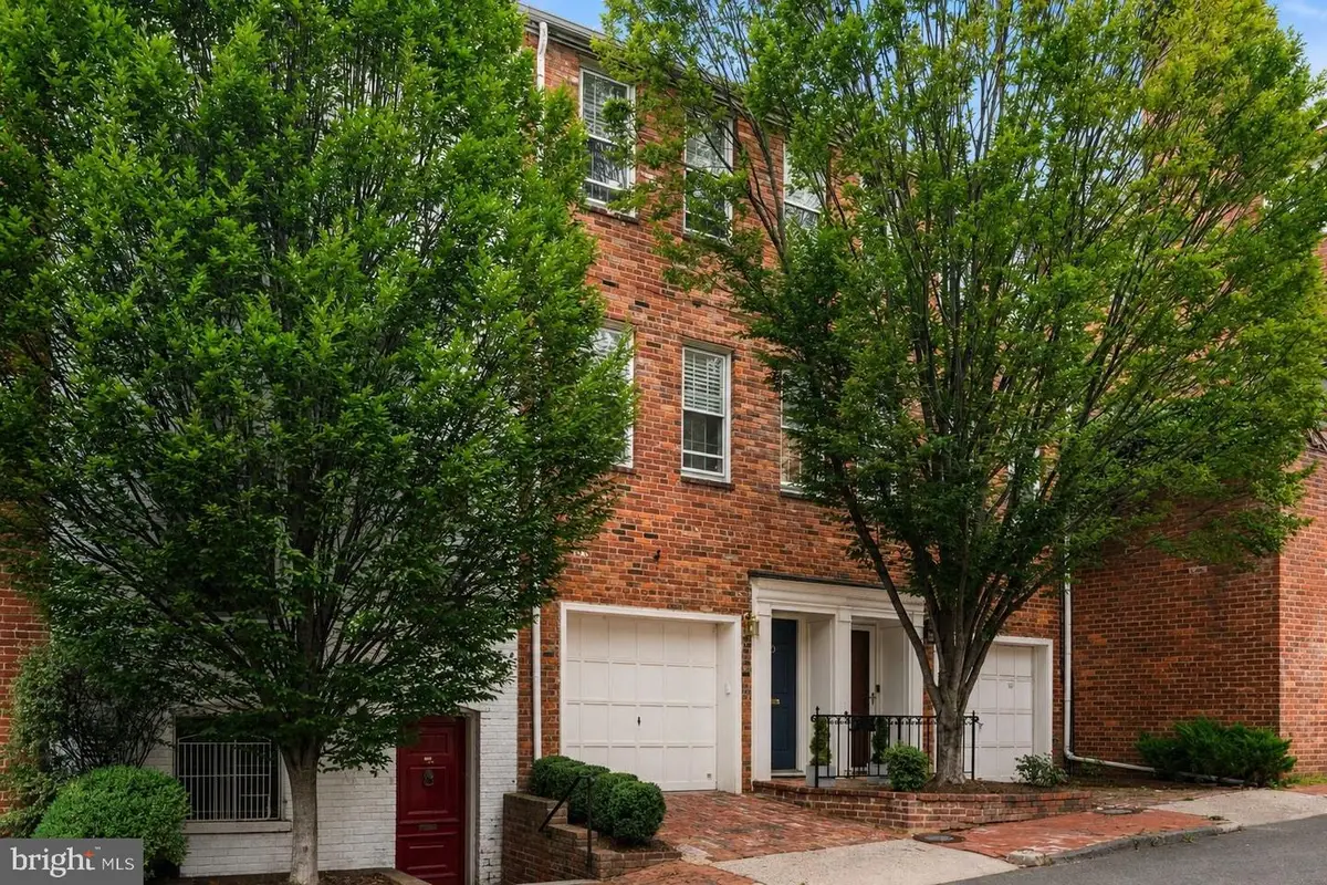 1676 32nd St Nw, Washington, DC 20007 - #1