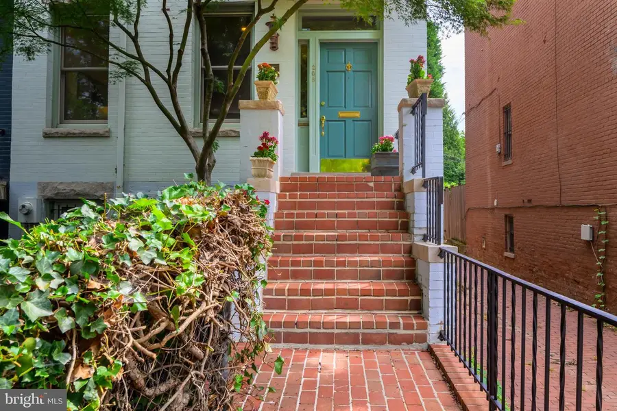 208 12th St Se, Washington, DC 20003 - #2
