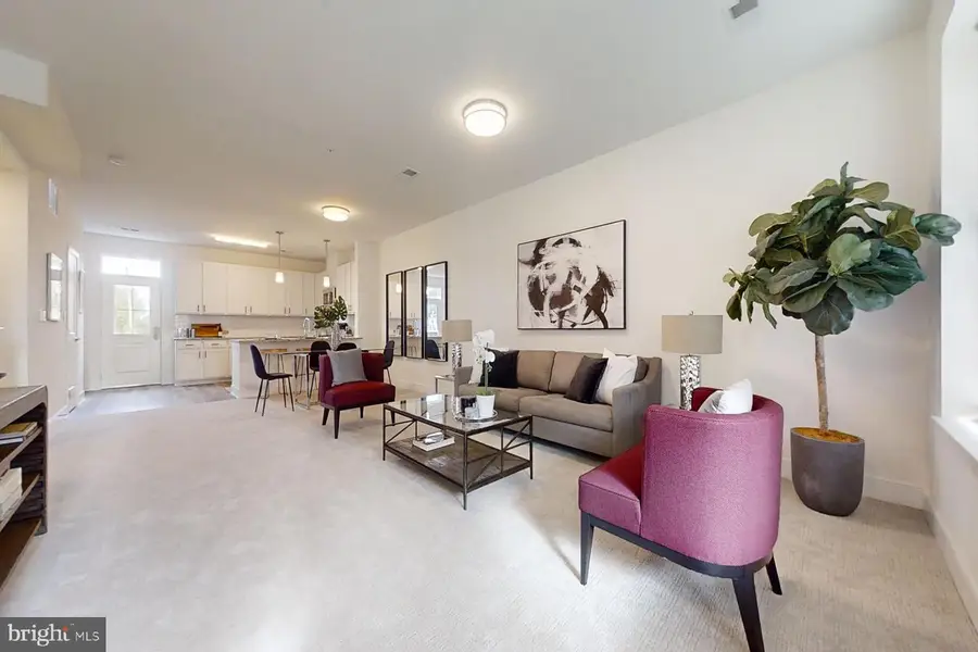 44 47th St Se, Washington, DC 20019 - #2
