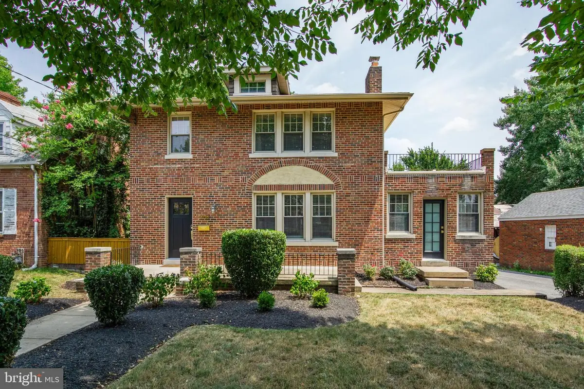 2218 32nd St Se, Washington, DC 20020 - #1