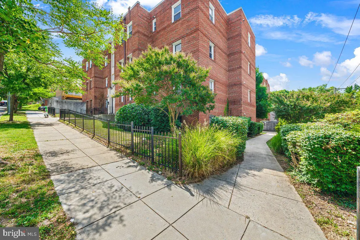 1800 28th Pl Se #2, Washington, DC 20020 - #1