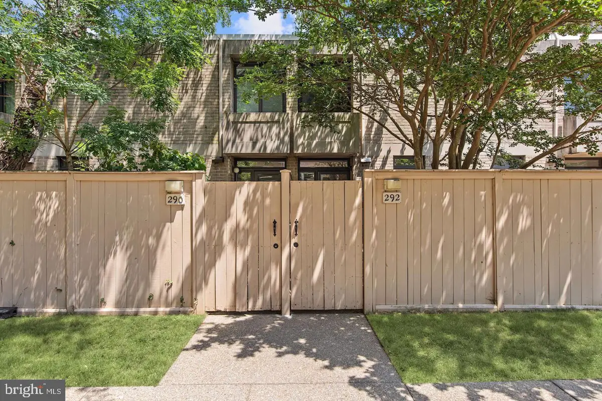 292 M St Sw #292, Washington, DC 20024 - #1