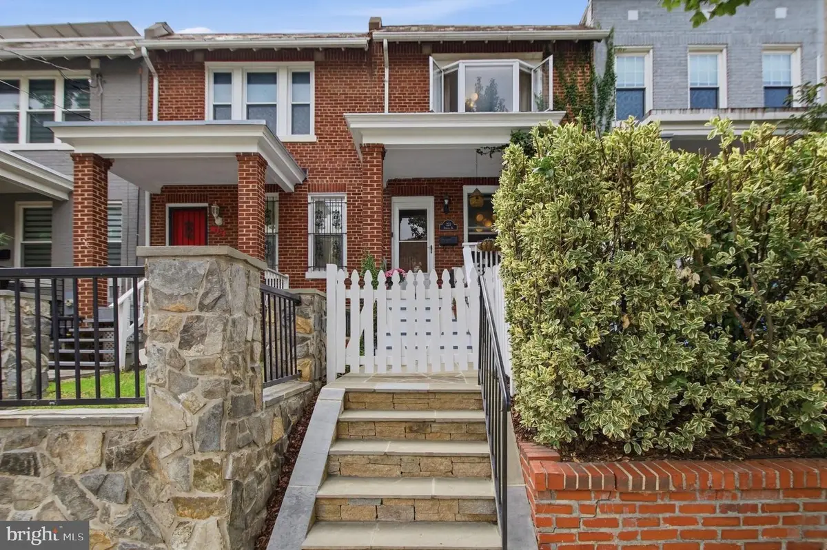 223 Douglas St Ne, Washington, DC 20002 - #1
