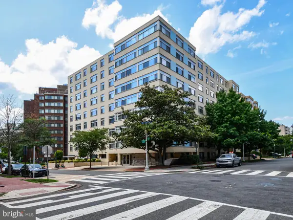 2401 H St Nw #810, WASHINGTON, DC 20037