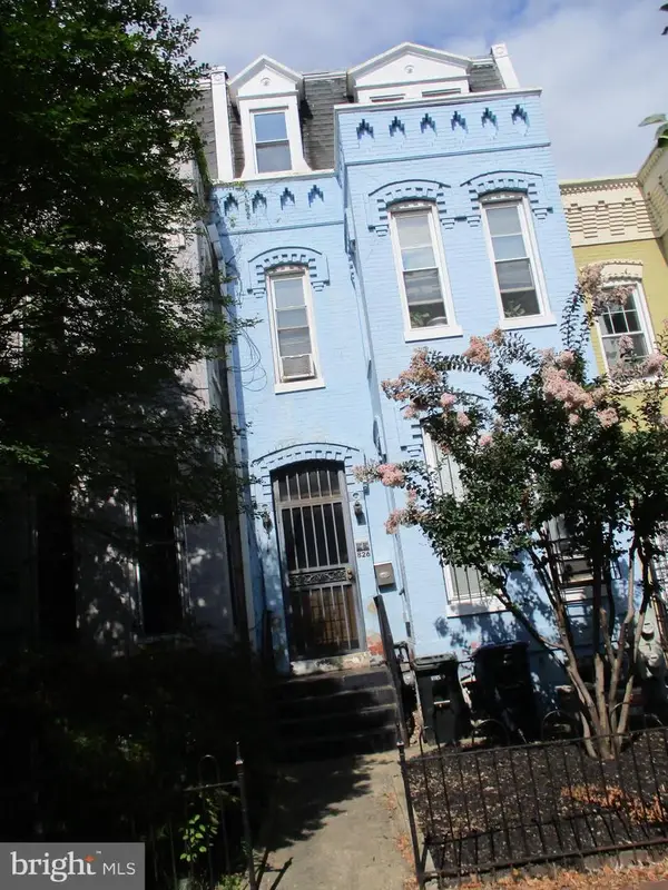 826 5th St Ne, WASHINGTON, DC 20002