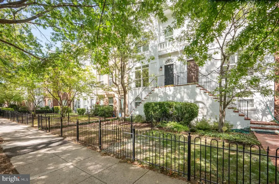 715 G St Sw, Washington, DC 20024 - #3