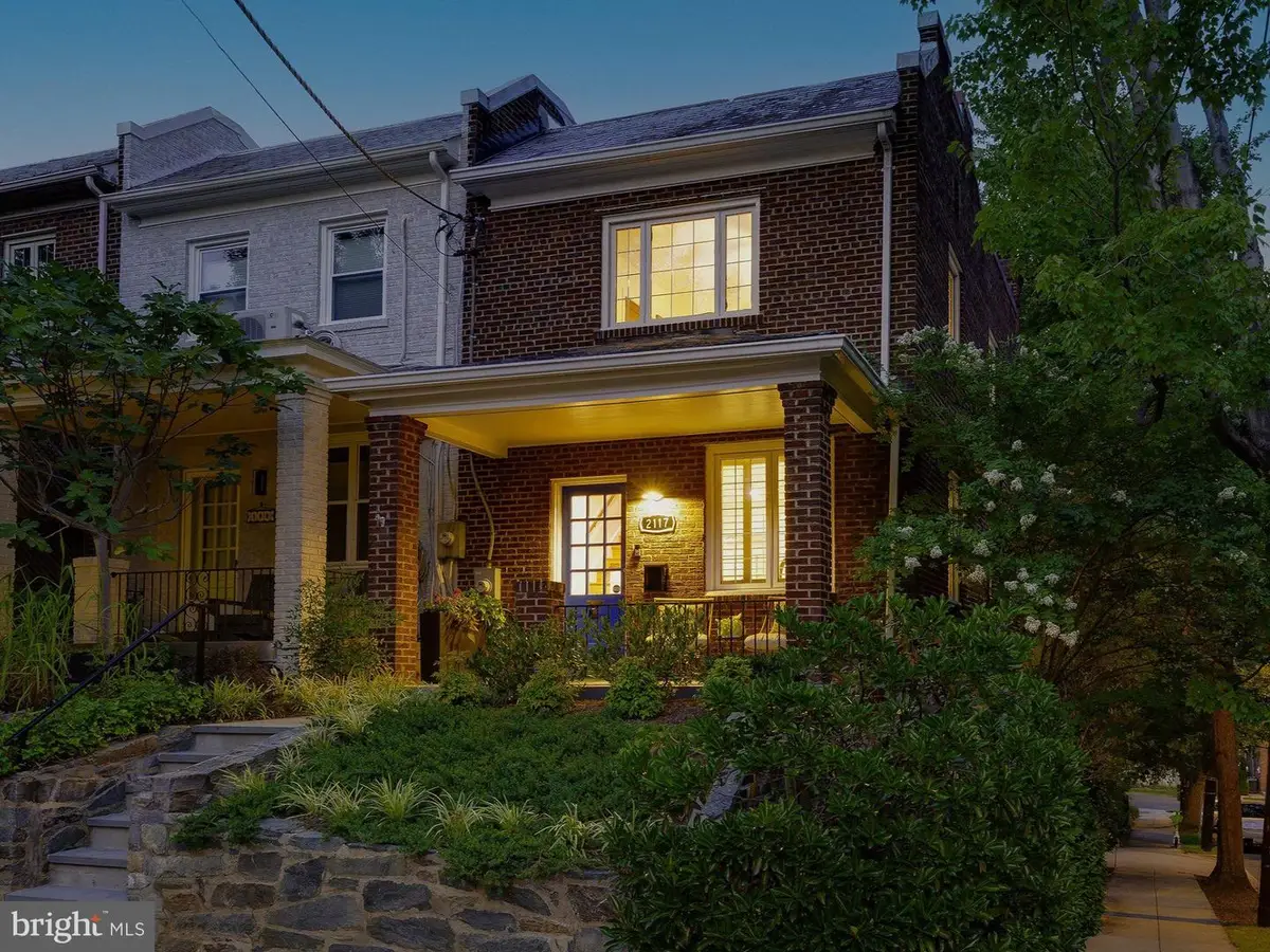 2117 Observatory Pl Nw, Washington, DC 20007 - #1
