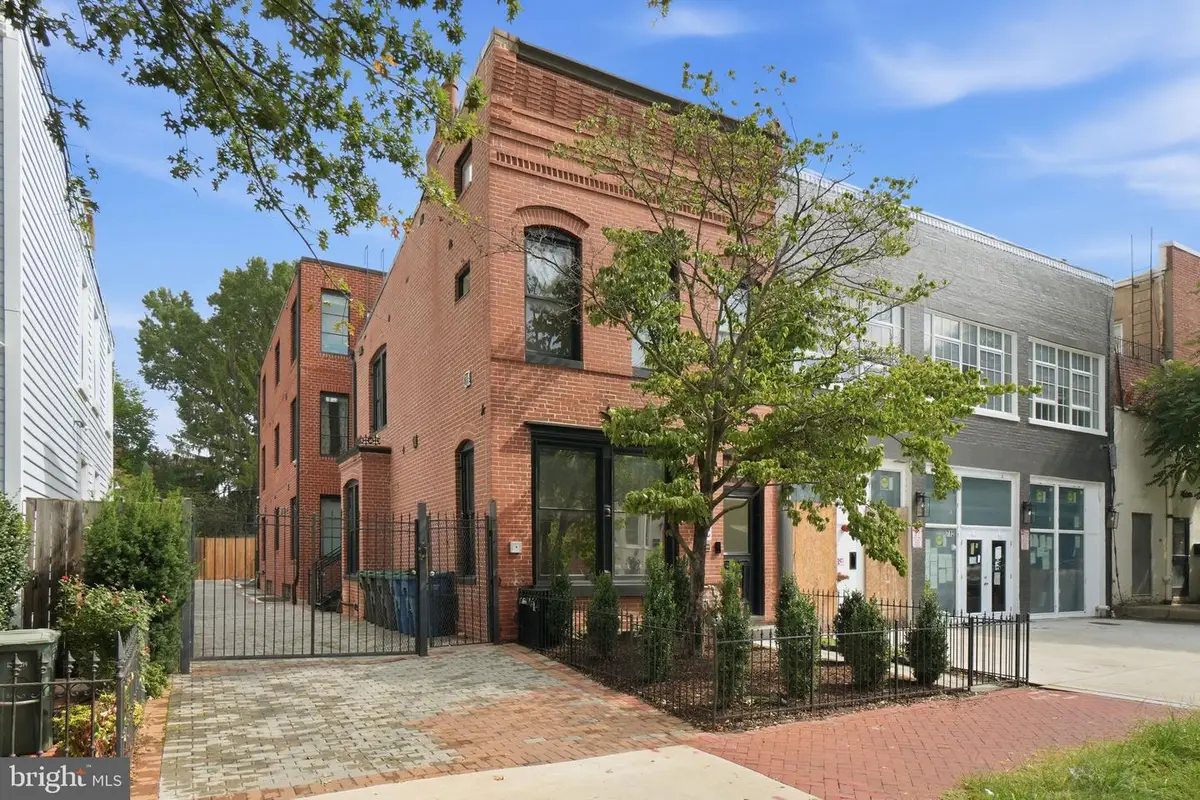 710 E St Se #2, Washington, DC 20003 - #1