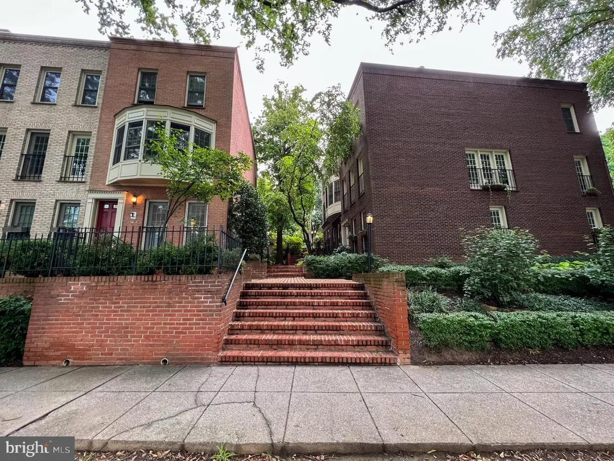 4605 Macarthur Blvd Nw #b, Washington, DC 20007 - #1