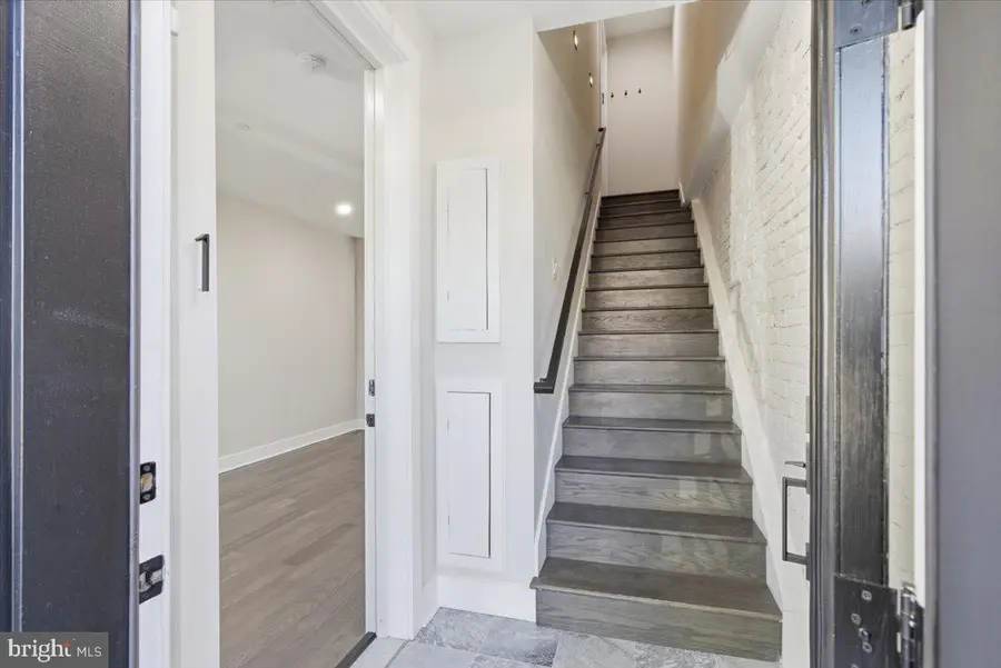 1168 Abbey Pl Ne #1, Washington, DC 20002 - #3