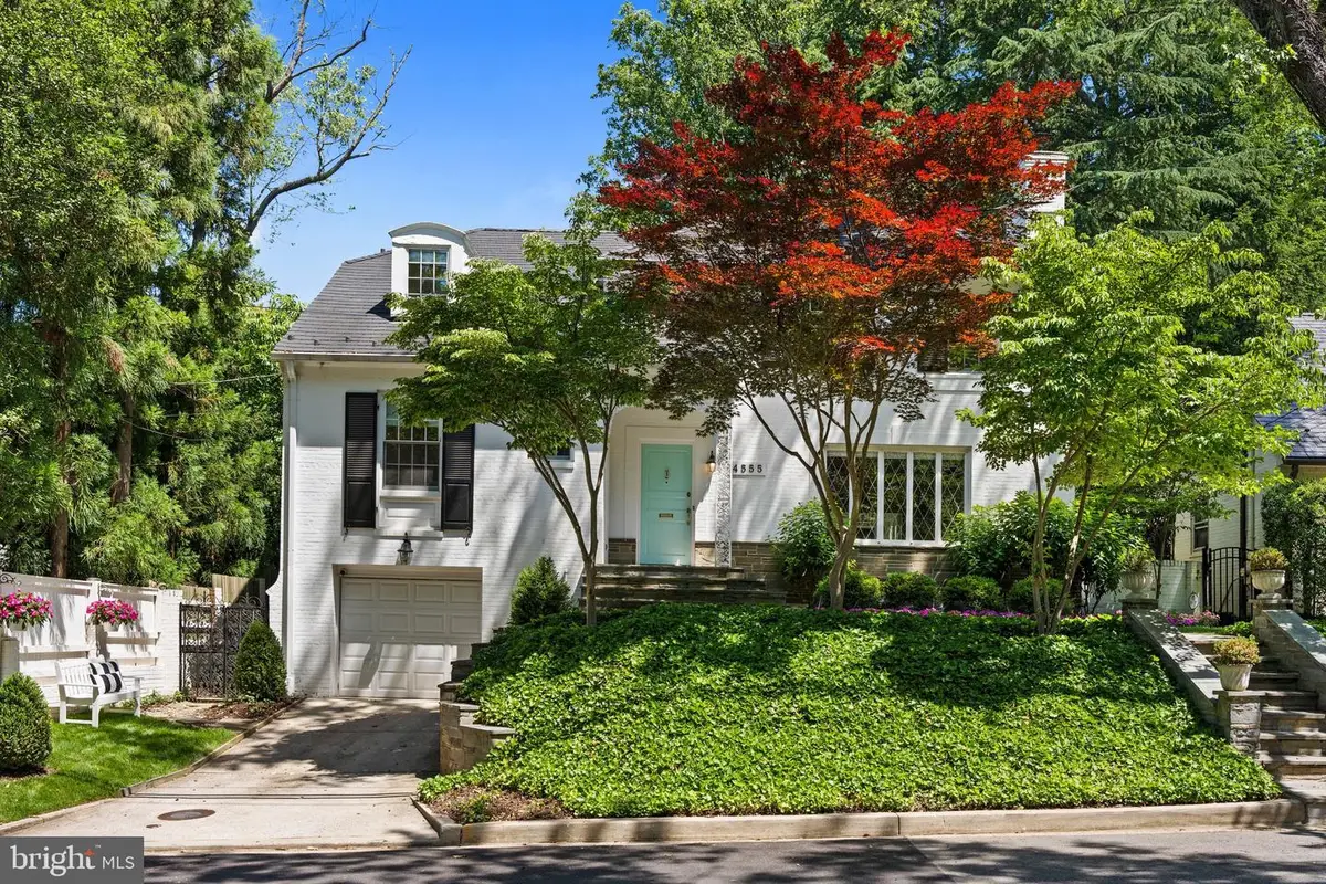 4555 W St Nw, Washington, DC 20007 - #1