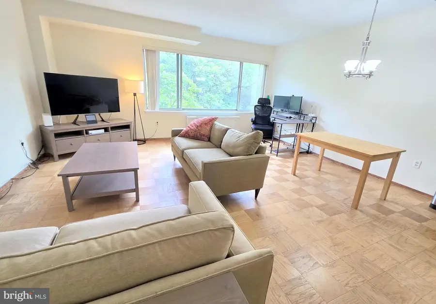 2755 Ordway St Nw #208, Washington, DC 20008 - #2