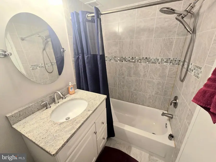 2755 Ordway St Nw #208, Washington, DC 20008 - #3