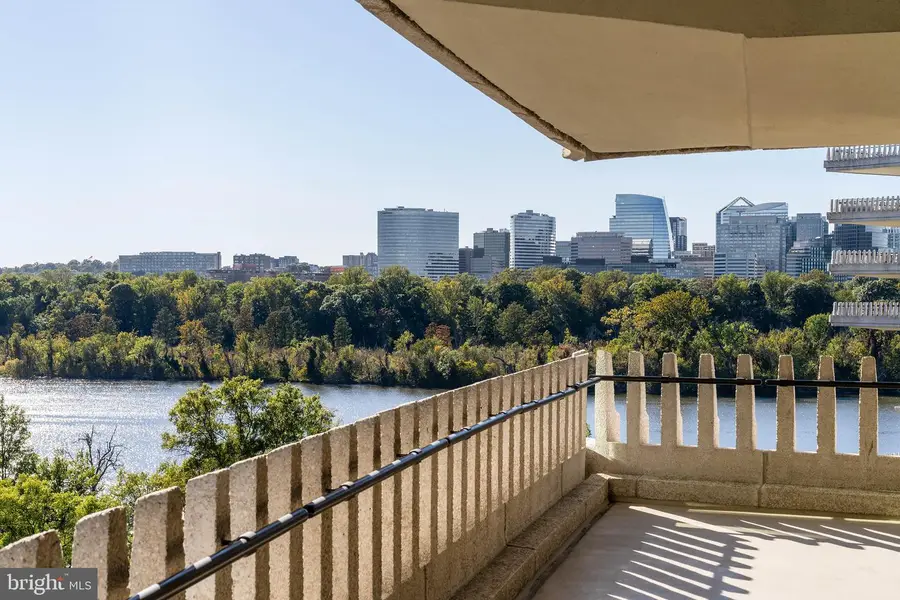 700 New Hampshire Ave Nw #1018, Washington, DC 20037 - #2