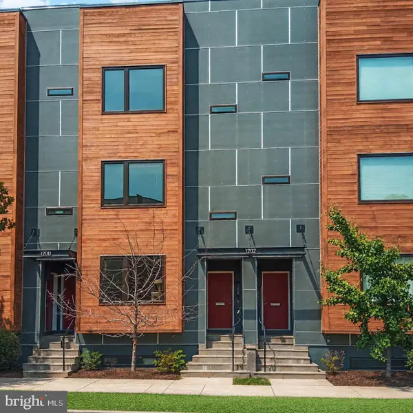 1202 Jackson St Ne #102, WASHINGTON, DC 20017