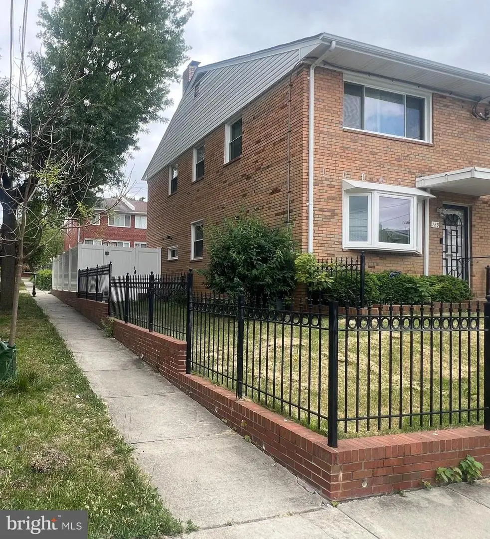 729 Decatur Pl Ne, Washington, DC 20017 - #1