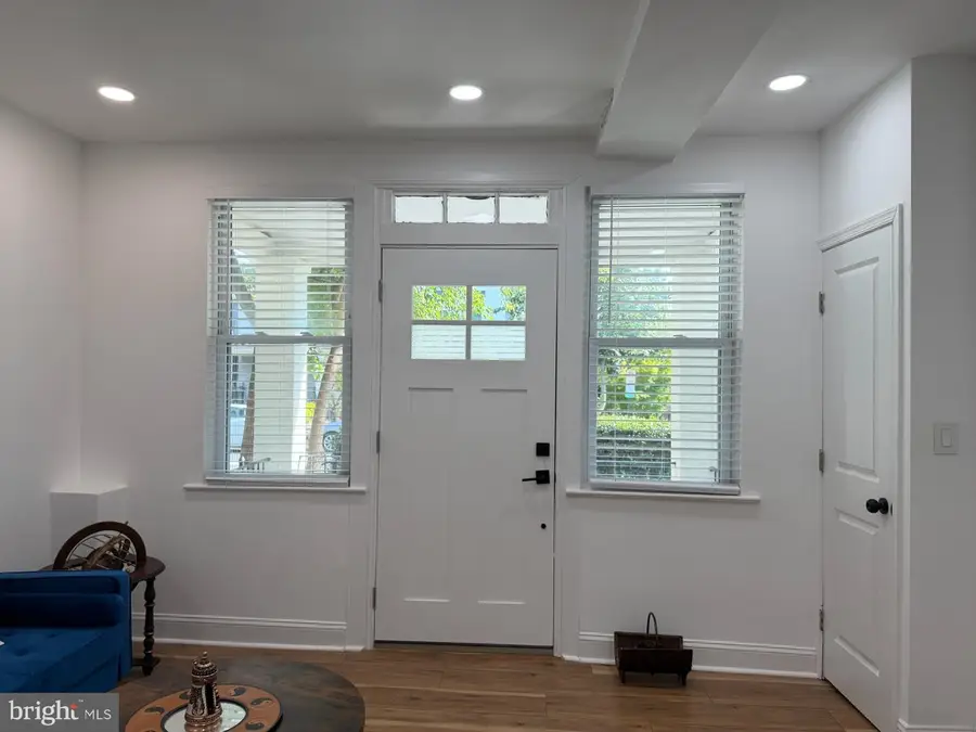 1820 L St Ne, Washington, DC 20002 - #2