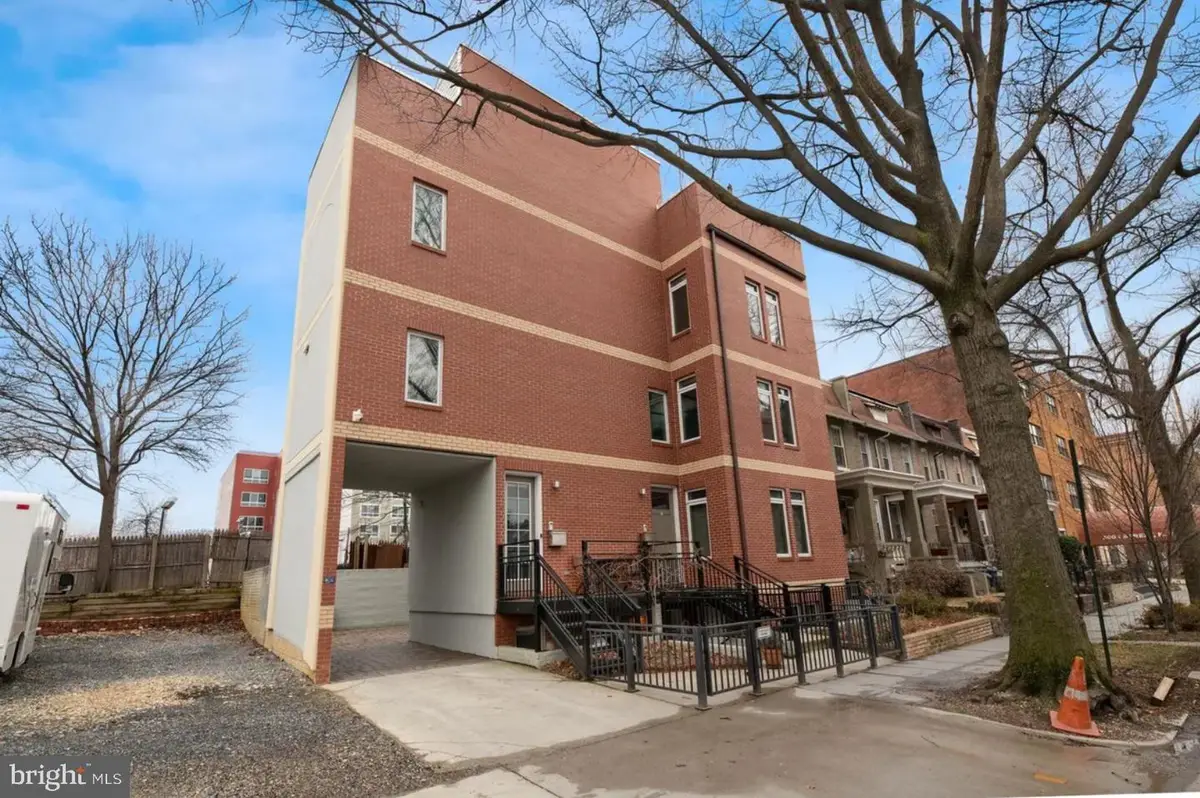 915 3rd St Ne, Washington, DC 20002 - #1
